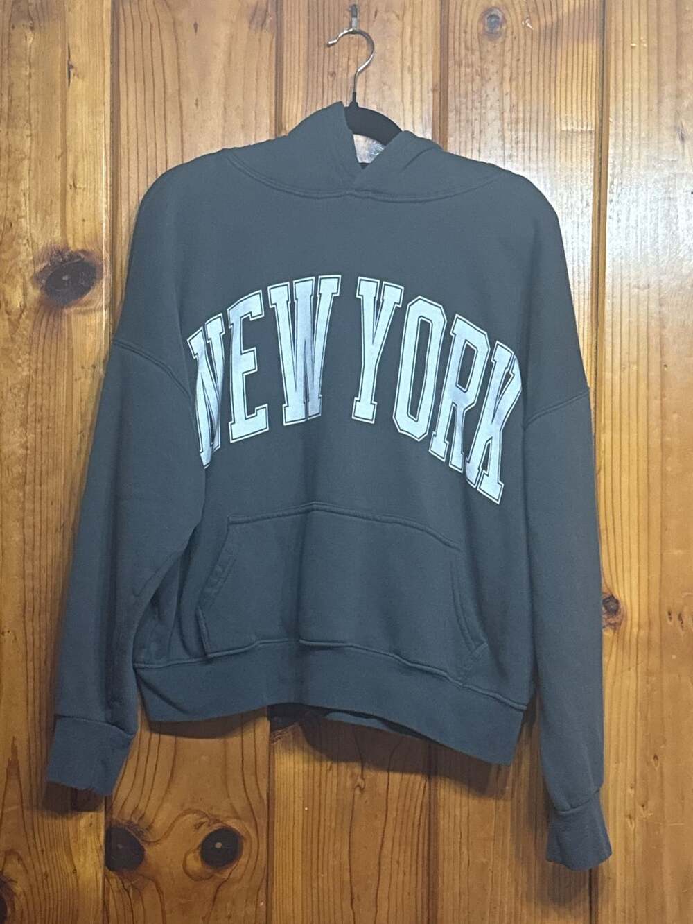 Altar'd State New York Hoodie Size L/XL Gray Fleece
